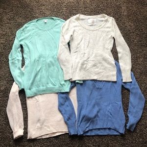 Bundle Old Navy sweaters medium
